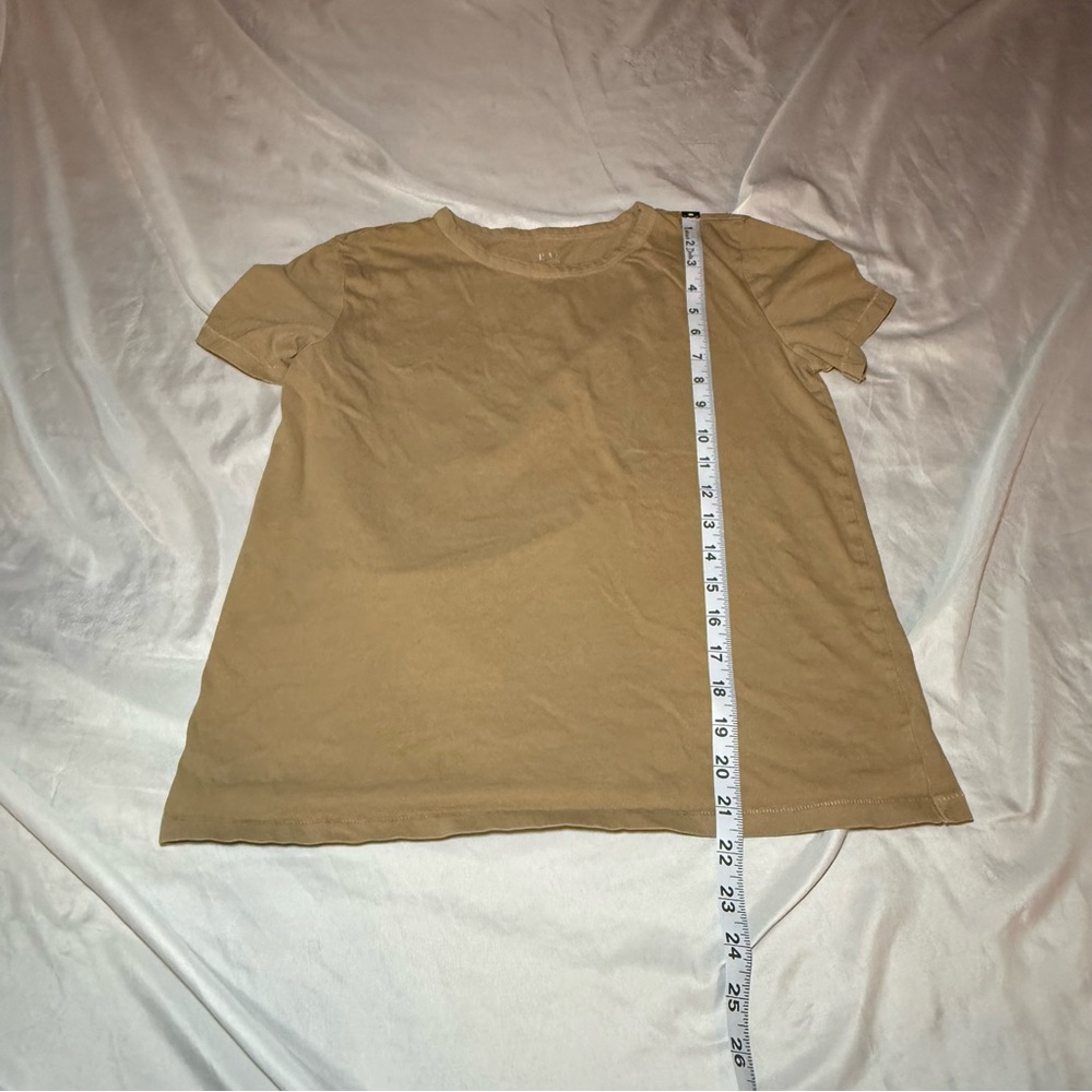 GAP Women's Tan Short Sleeve Tee - Picture 4 of 5